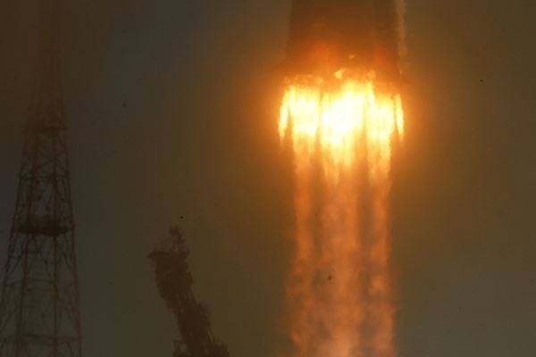 <br />
Россия перед Новым годом запустит в космос стеклянный шар-спутник<br />
