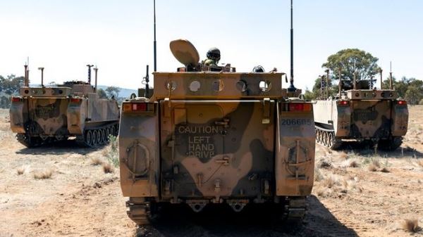 В Австралии показали автономные бронетранспортеры M113