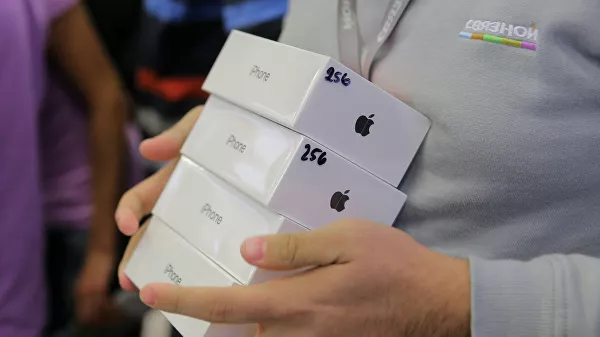 <br />
Запретное «Яблоко»: почему в России исчезнут смартфоны Apple<br />
